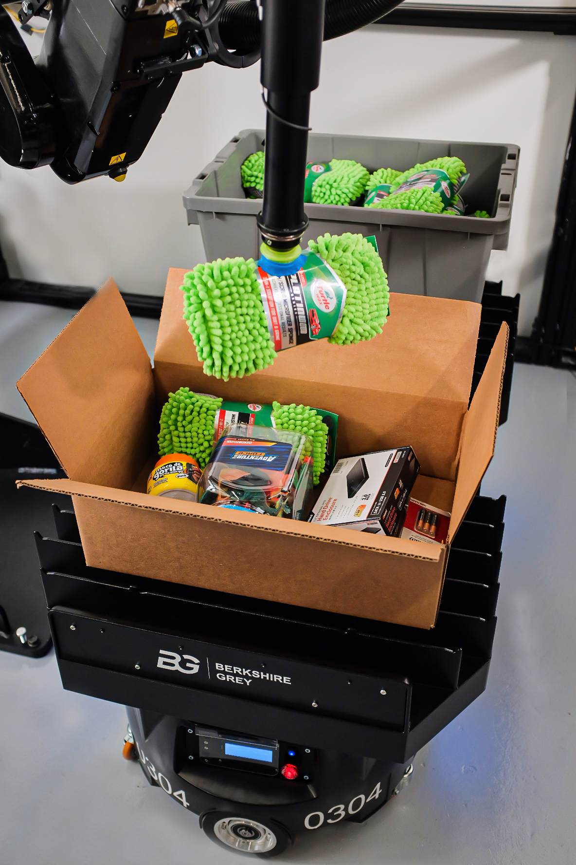 IER Picking and Mobility for Direct to Consumer Order